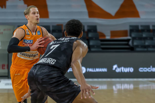 22亿欧元 22亿欧元